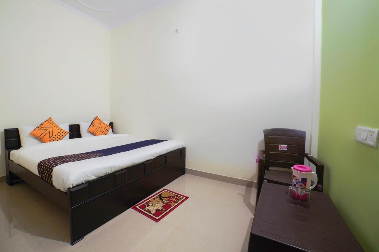 Spot On 67119 Hotel Shivam Residency Rāmpura Exterior foto